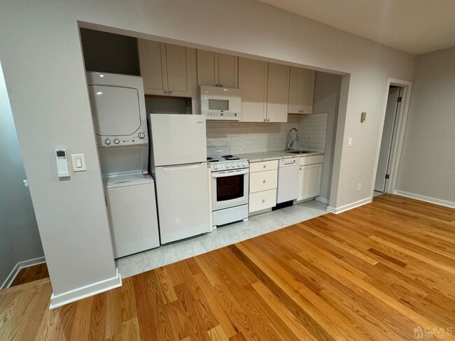 Building Photo - 87 Ridgeview Cir