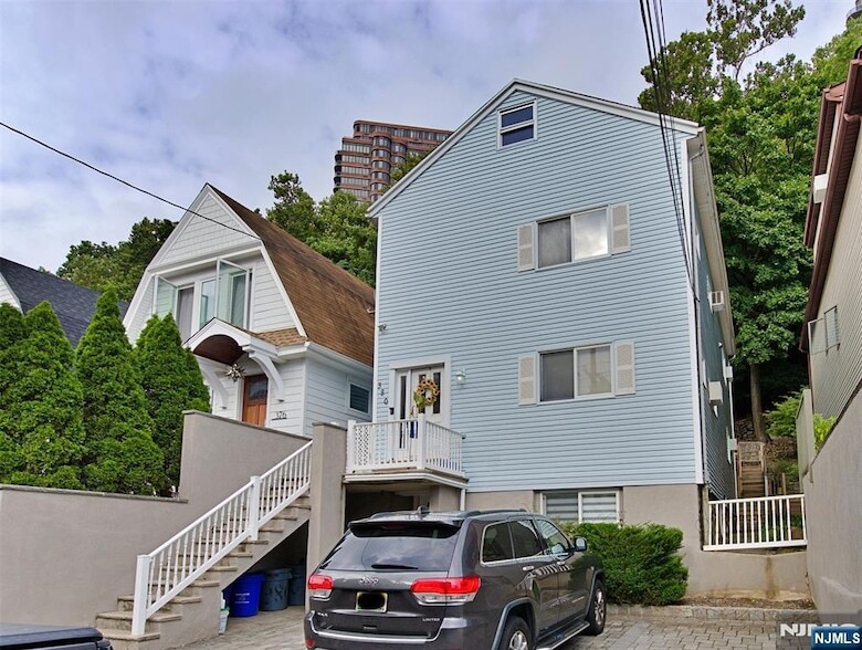 Photo - 380 Undercliff Avenue Unit