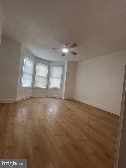 Foto del edificio - 5723 Delancey St