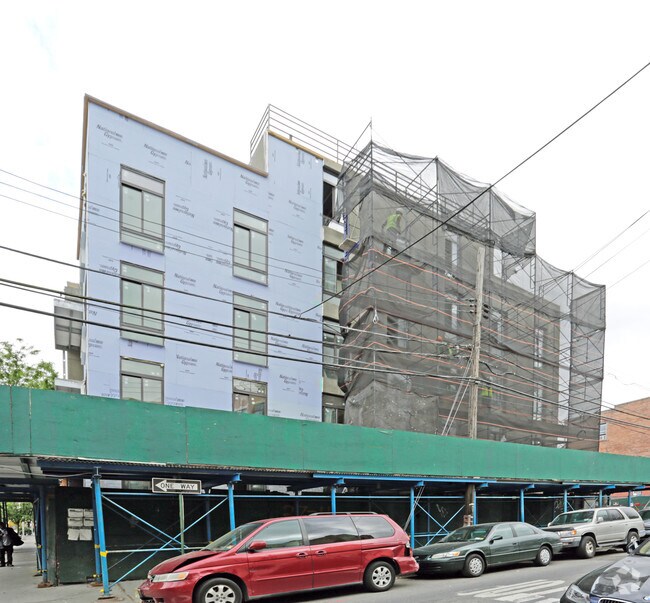 Foto del edificio - 14-37 Astoria Blvd