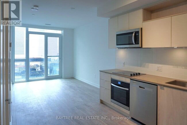 Building Photo - 100 Dalhousie St