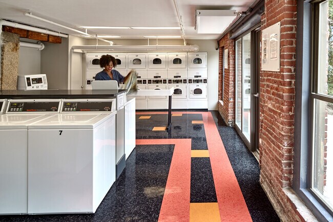 Foto del edificio - 781 Tremont St