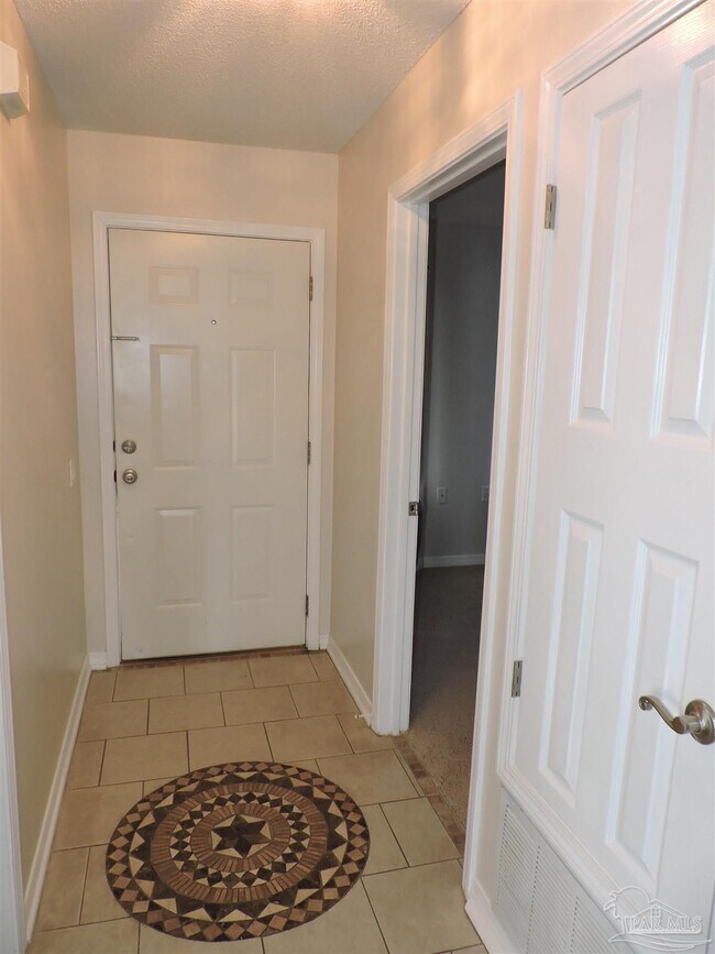 Foto del edificio - 1100 Sweetbriar St