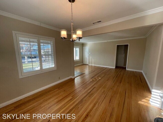 Foto del edificio - 2 br, 2 bath House - 4634 OBISPO AVE