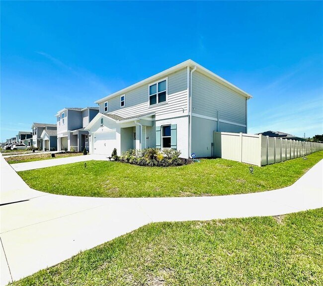 Building Photo - 1053 Ambleside Dr