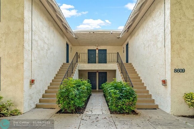 Foto del edificio - 8609 SW 68th Ct
