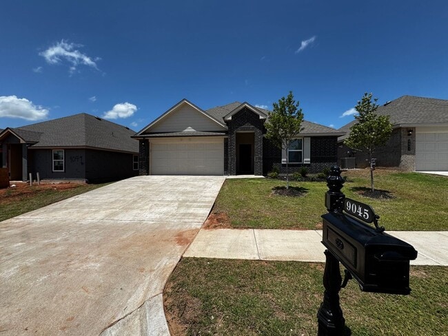 Building Photo - BRAND NEW 4 Bedroom 2 Bathroom home in Pie...
