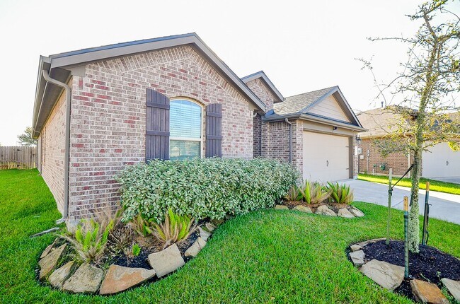 Foto del edificio - 3103 Floral Park Ct