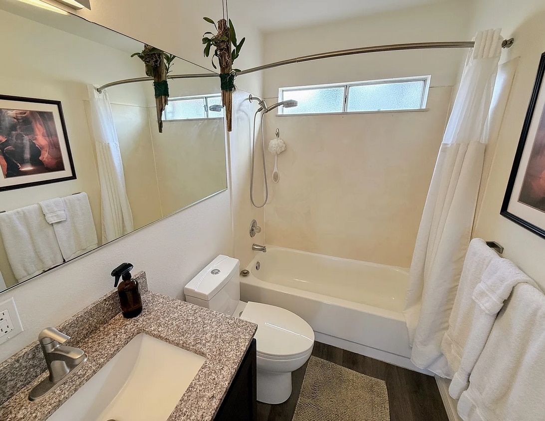 Foto del edificio - 244