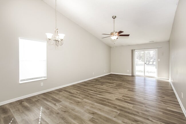 Foto del edificio - 5832 Outer Bank Rd