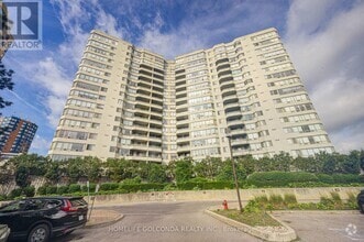 Building Photo - 160-1160 Alton Towers Cir