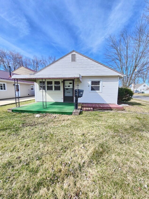Foto principal - Updated 3 Bedroom Ranch style home