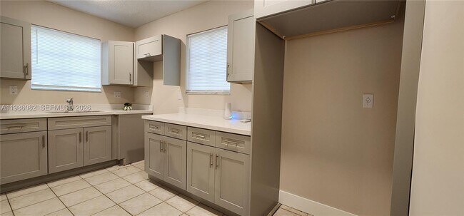 Foto del edificio - 800 SW 10th Ave