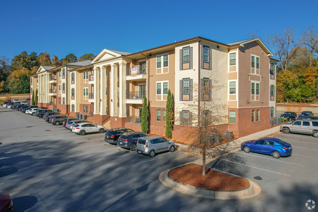 Primary Photo - Station on McIntosh Student Housing
