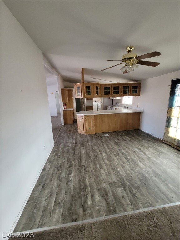 Building Photo - 875 E Lee Ave