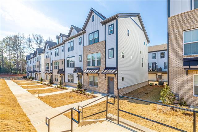 Foto del edificio - 14116 Loyola Ridge Dr