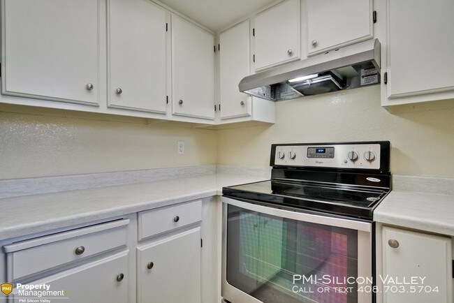 Building Photo - 2 bedroom in Sunnyvale CA 94085