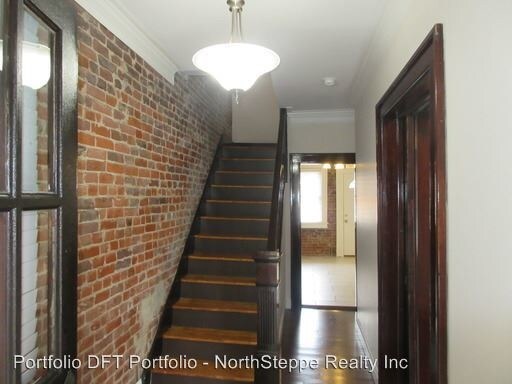 Building Photo - 1475 Worthington St