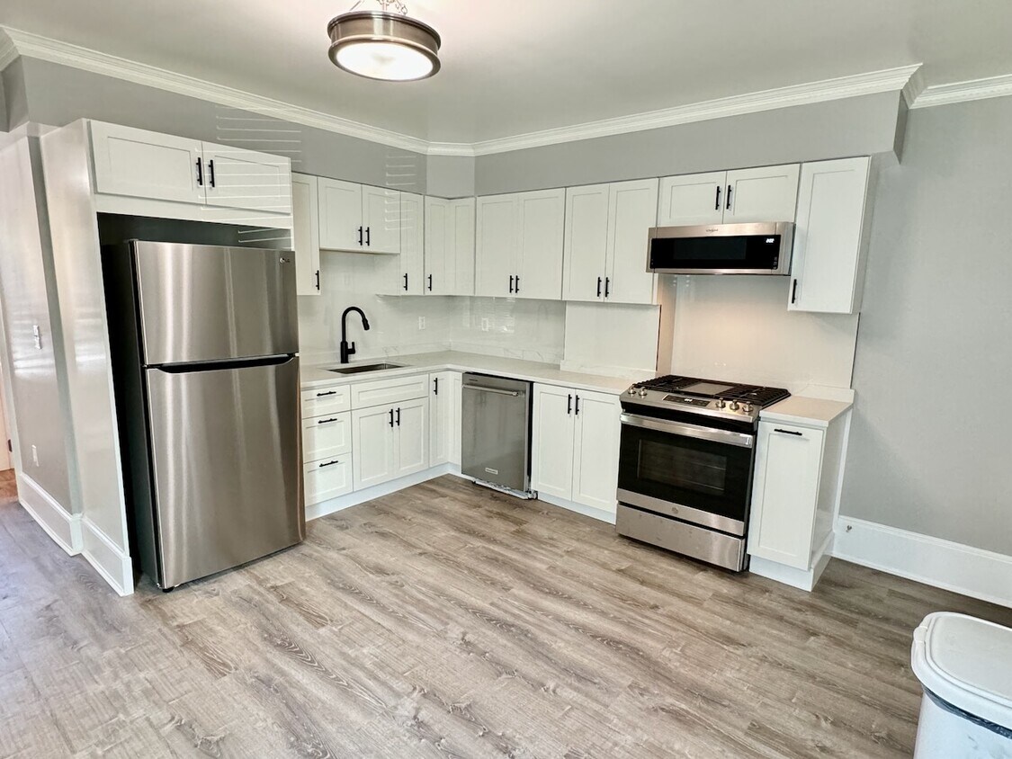 20 Gorham St Unit 1, Waltham, MA 02453 Condo for Rent in Waltham, MA