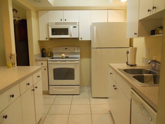 KITCHEN - 7200 NW 2nd Ave