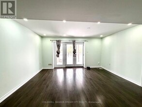 Building Photo - 44 Mincing Trl