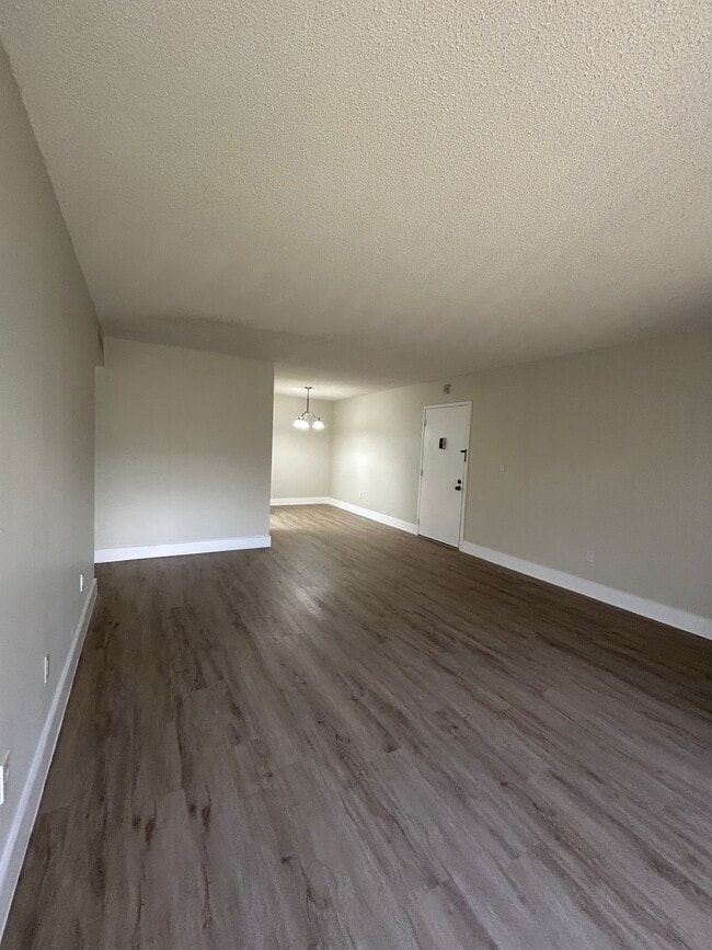 Foto del edificio - 7975 SW 86th St