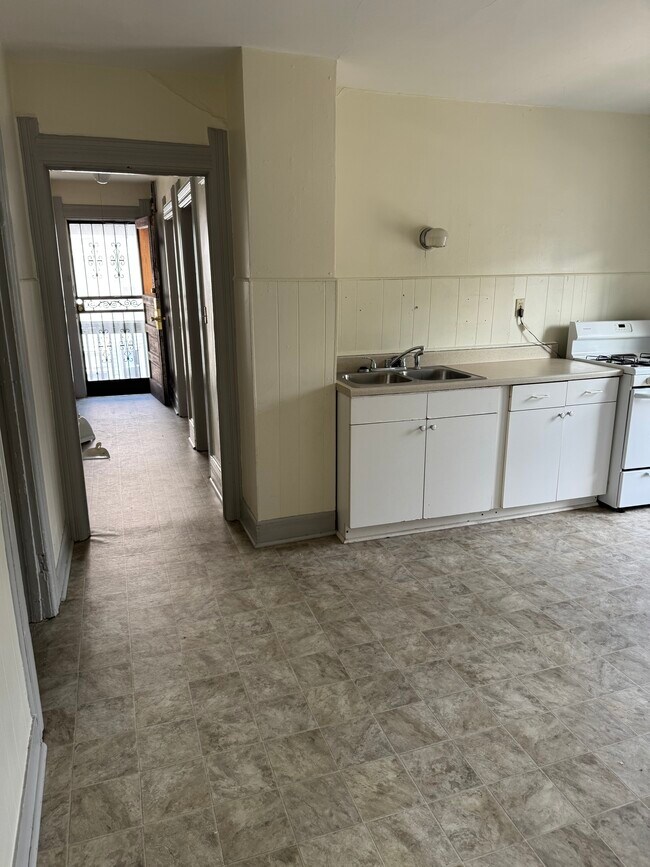 Foto del edificio - 2345 N Murray Ave