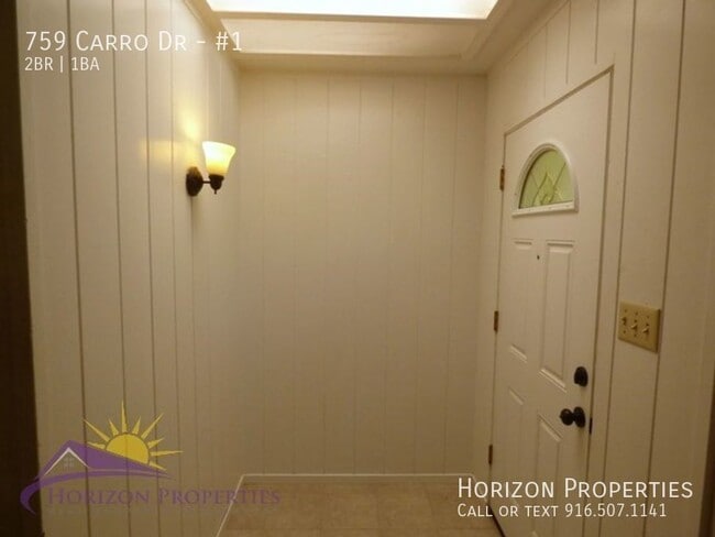 Foto del edificio - 759 Carro Dr