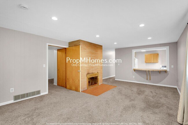 Foto del edificio - Cozy Two Bedroom Duplex in Norwood!