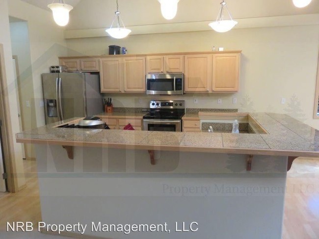 Building Photo - 4 br, 2 bath House - 17722 23rd Ave E