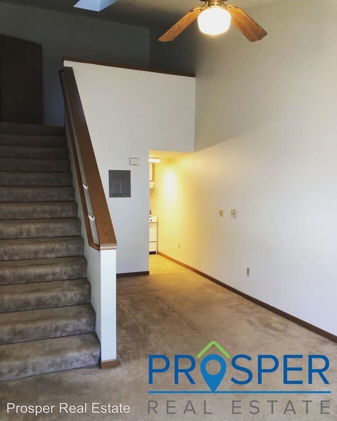 Foto principal - 202 Oak St