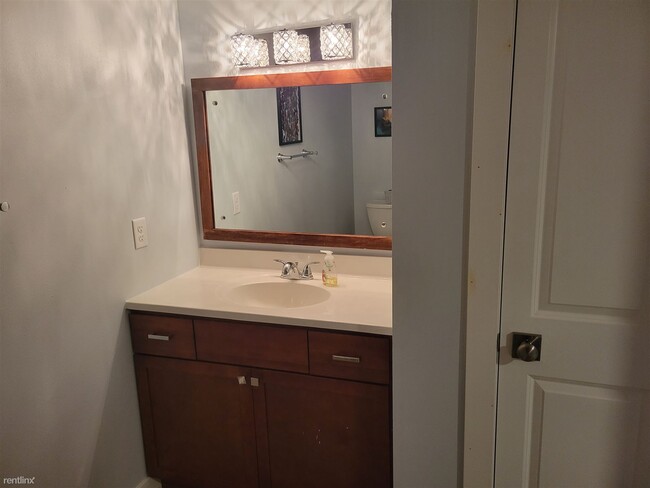 Foto del edificio - 4 br, 3 bath House - W183S7762 Kelly Drive