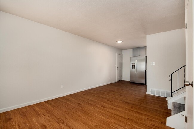 Foto del edificio - 1582 S Memphis St
