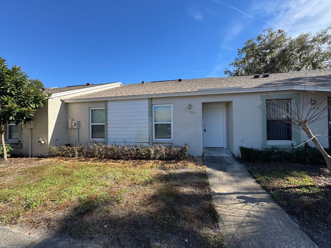 Charming 3 Bedroom, 2 Bathroom Home in Winter Park!! - Charming 3 Bedroom, 2 Bathroom Home in Win...
