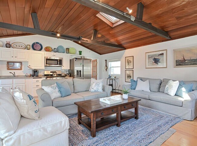 Foto del edificio - Winter Rental on Rocky Neck (Utilities Inc...