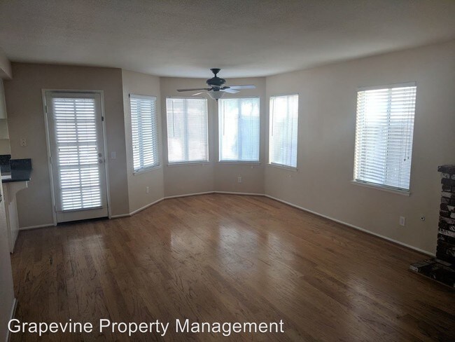 Foto del edificio - 30180 Silver Ridge Ct