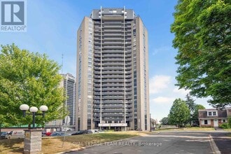 Building Photo - 900-2900 Dynes Rd