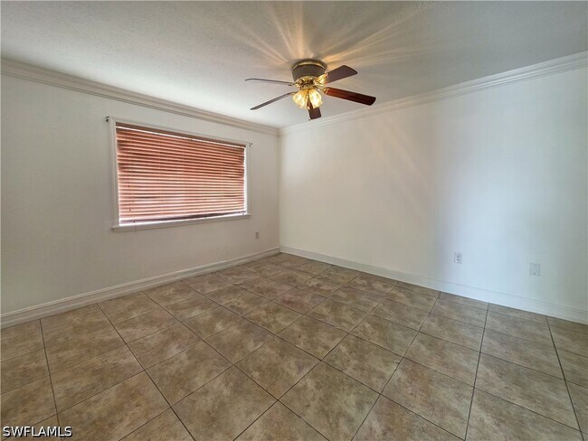 Foto del edificio - 3407 Winkler Ave