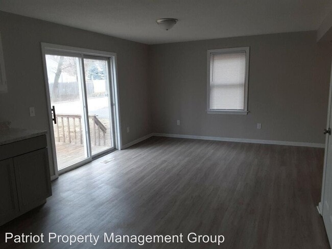 Building Photo - 2 br, 1.5 bath House - 22 Luden St
