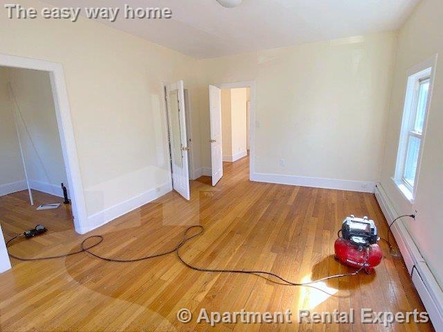 Building Photo - HUGE, very close Harvard/ Design School - ...