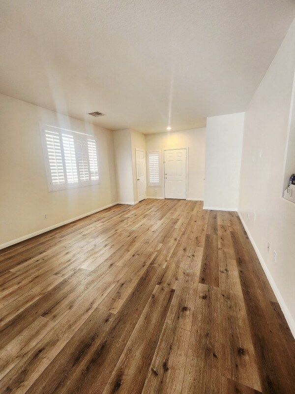 Foto del edificio - 8564 Lost Gold Ave