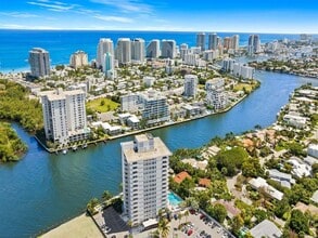 Building Photo - 888 Intracoastal Dr
