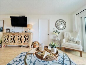 Building Photo - 9400 S Ocean Dr