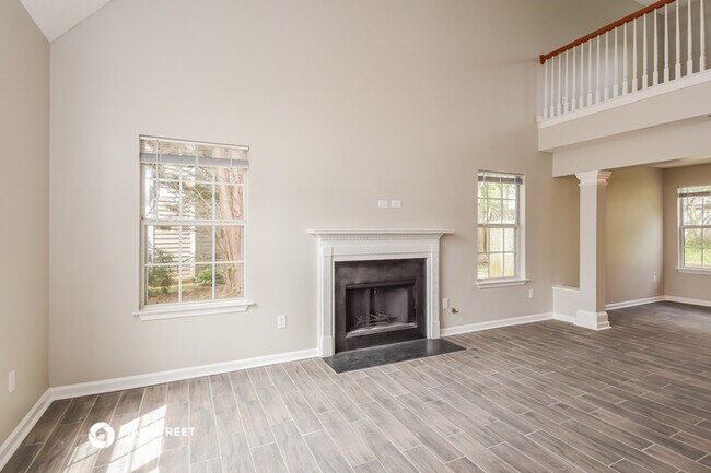 Building Photo - 412 Windstream Dr SW