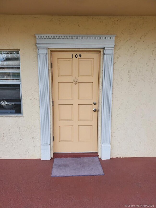 Foto del edificio - 4151 NW 41st St
