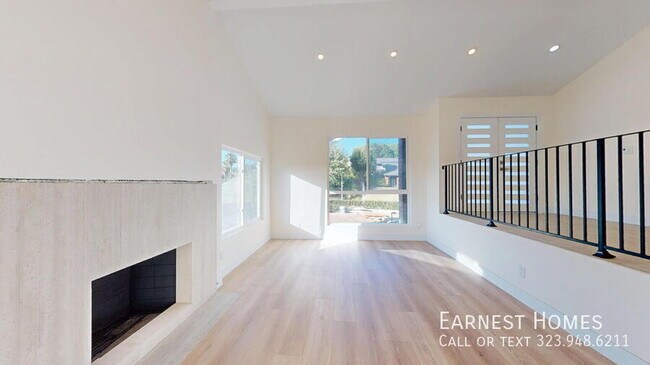 Building Photo - 4455 Deanwood Dr
