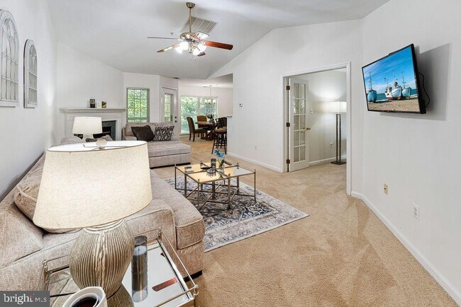 Foto del edificio - 6223 Wild Swan Way