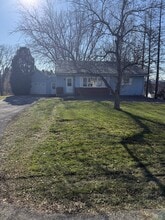 Building Photo - 36 Riverview Rd