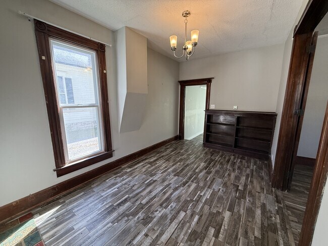 Building Photo - 23 E Brown St