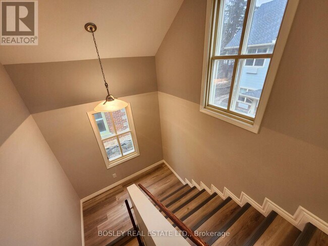 Building Photo - 5958 16th Ave